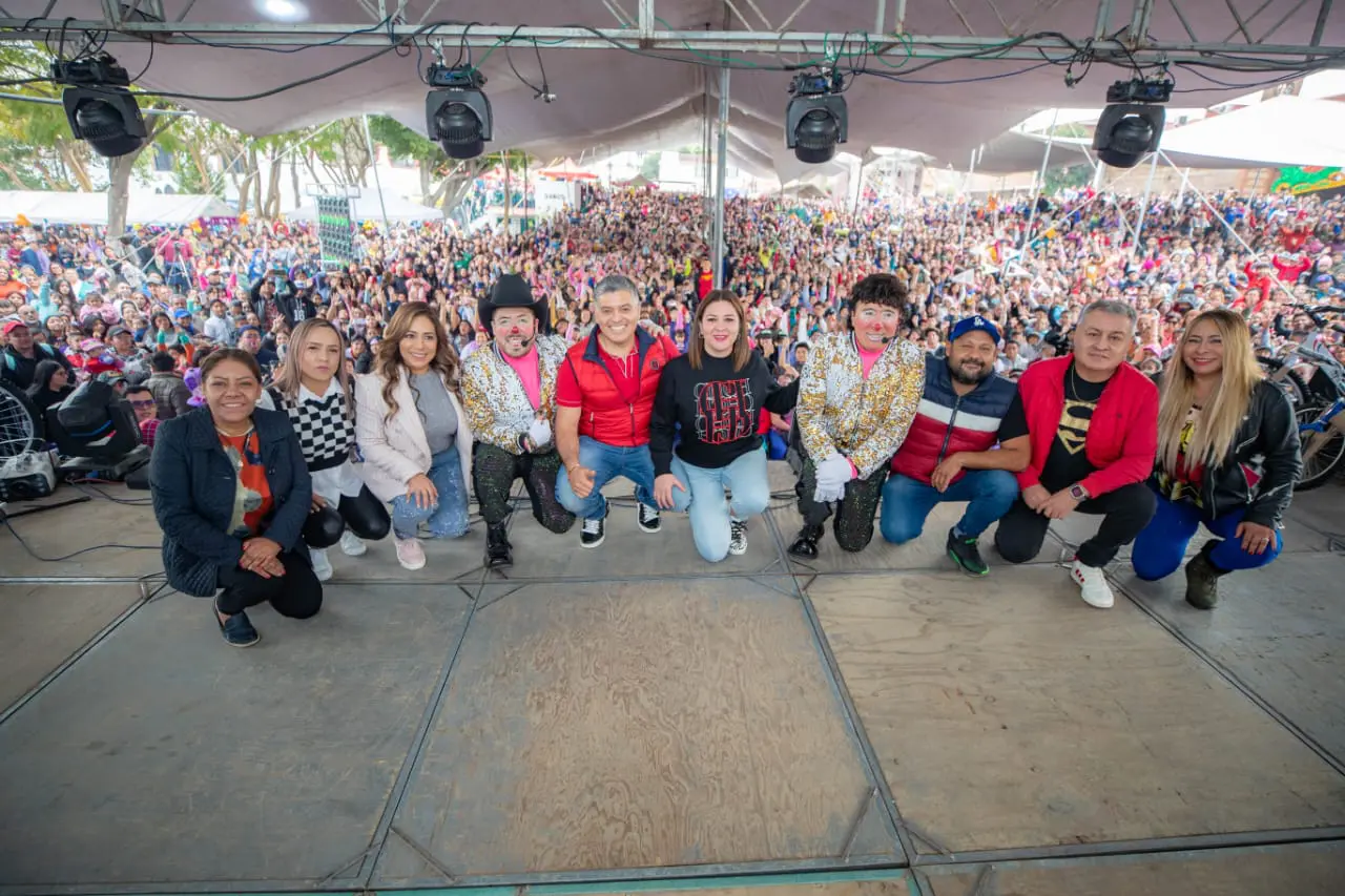 Fiesta de Reyes en Coacalco: Lagrimita y Costel encantan a 5 mil asistentes  - Impressiones mx