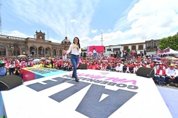 Alejandra del Moral visita Tenango del Valle