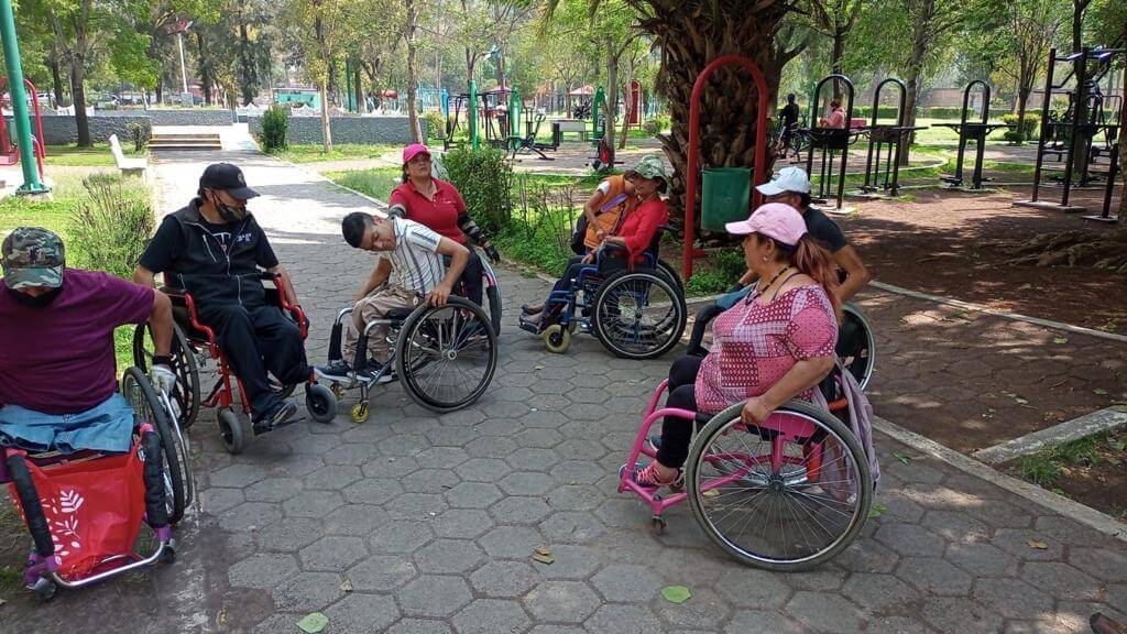 DIF Tlalnepantla ofrece cursos a personas discapacitadas