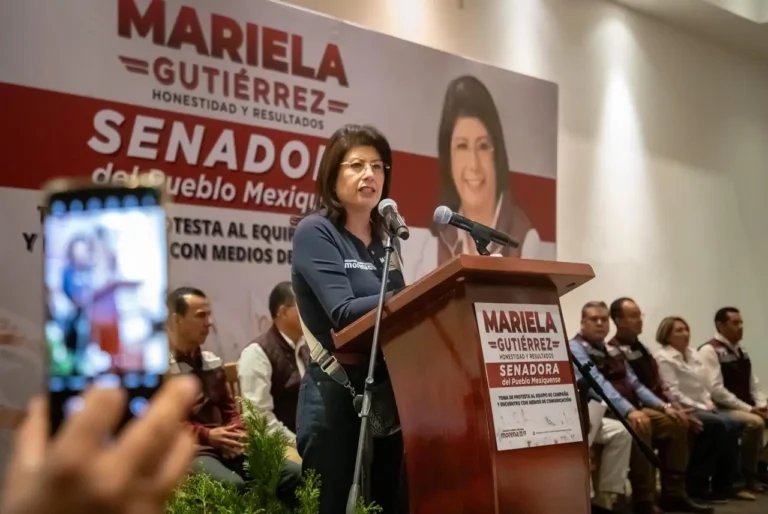 Mariela Gutiérrez Escalante durante su campaña electoral hacia el Senado de la República