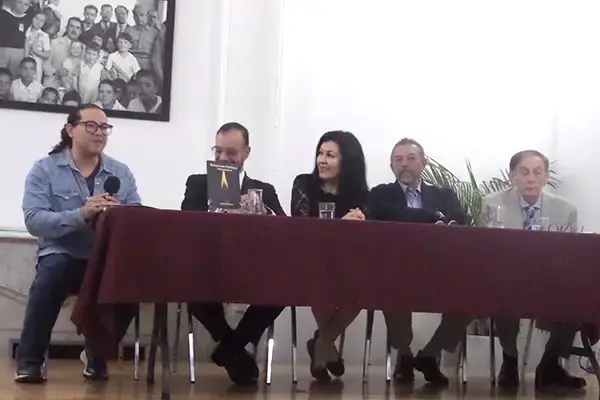 Coatlicue Libro de Ivette Estrada