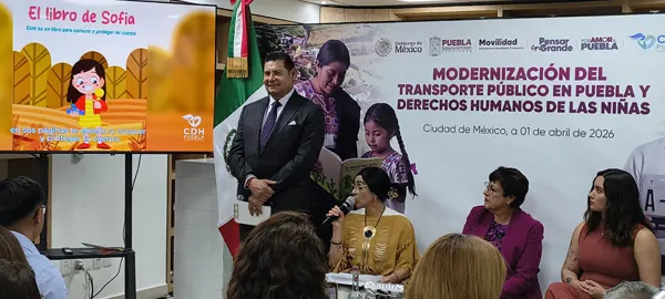 Libro de Sofía busca frenar abuso infantil en Puebla