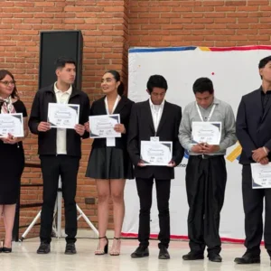 Premia Coacalco a jóvenes emprendedores con viaje