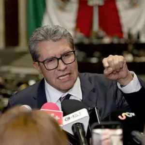 Monreal pide adaptar la educación superior a la inteligencia artificial