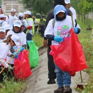50 mil personas participan en jornada de limpieza en Ecatepec