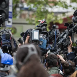 Periodismo local, bajo presión en seis estados