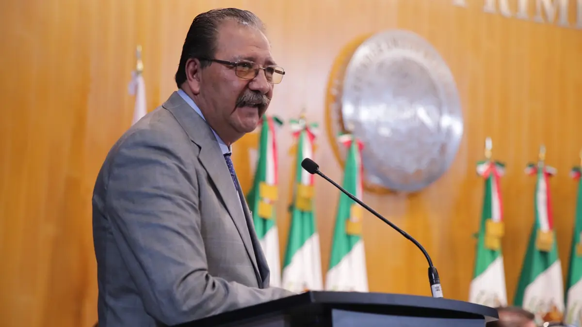 <img width="1200" height="675" data-src="https://impressiones.com.mx/wp-content/uploads/2026/08/Reginaldo-Sandoval-2.webp" class="attachment-alt size-alt" alt="" decoding="async" fetchpriority="high" data-srcset="https://impressiones.com.mx/wp-content/uploads/2026/08/Reginaldo-Sandoval-2.webp 1200w, https://impressiones.com.mx/wp-content/uploads/2026/08/Reginaldo-Sandoval-2-600x338.webp 600w, https://impressiones.com.mx/wp-content/uploads/2026/08/Reginaldo-Sandoval-2-1080x608.webp 1080w, https://impressiones.com.mx/wp-content/uploads/2026/08/Reginaldo-Sandoval-2-768x432.webp 768w" data-sizes="(max-width: 1200px) 100vw, 1200px" />