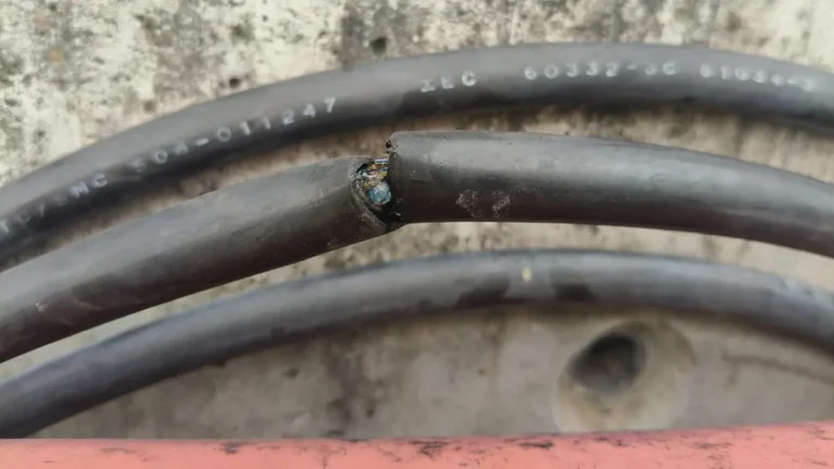 Cable de fibra óptica cortado en la interestación Tláhuac-Tlaltenco de la Línea 12 del metro
