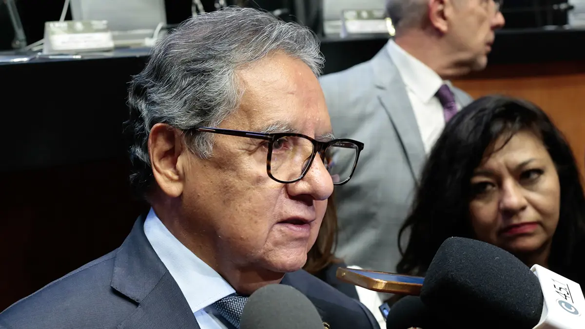 <img width="1200" height="675" data-src="https://impressiones.com.mx/wp-content/uploads/2026/10/300926-Conferencia-Sen-Higinio-Martinez-1.webp" class="attachment-alt size-alt" alt="" decoding="async" fetchpriority="high" data-srcset="https://impressiones.com.mx/wp-content/uploads/2026/10/300926-Conferencia-Sen-Higinio-Martinez-1.webp 1200w, https://impressiones.com.mx/wp-content/uploads/2026/10/300926-Conferencia-Sen-Higinio-Martinez-1-768x432.webp 768w, https://impressiones.com.mx/wp-content/uploads/2026/10/300926-Conferencia-Sen-Higinio-Martinez-1-600x338.webp 600w, https://impressiones.com.mx/wp-content/uploads/2026/10/300926-Conferencia-Sen-Higinio-Martinez-1-1080x607.webp 1080w" data-sizes="(max-width: 1200px) 100vw, 1200px" />