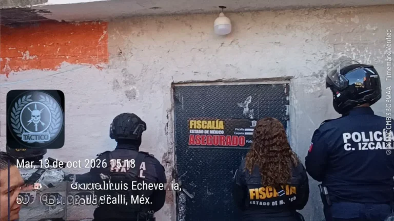 Elementos de seguridad durante un operativo en Cuautitlán Izcalli, Estado de México.